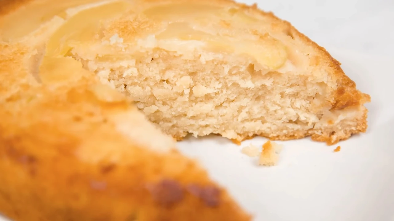 Постная нежнейшая шарлотка