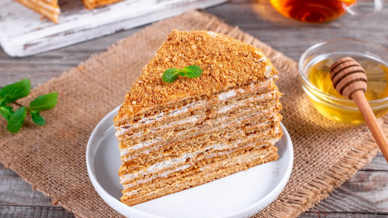 Торт медовик