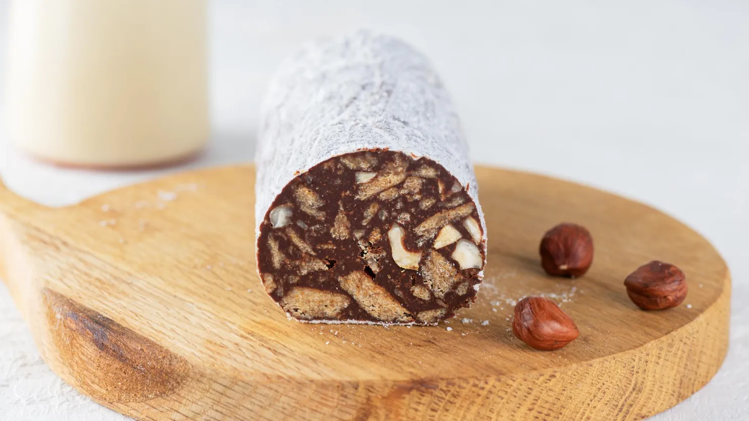 Вкусная шоколадная колбаса