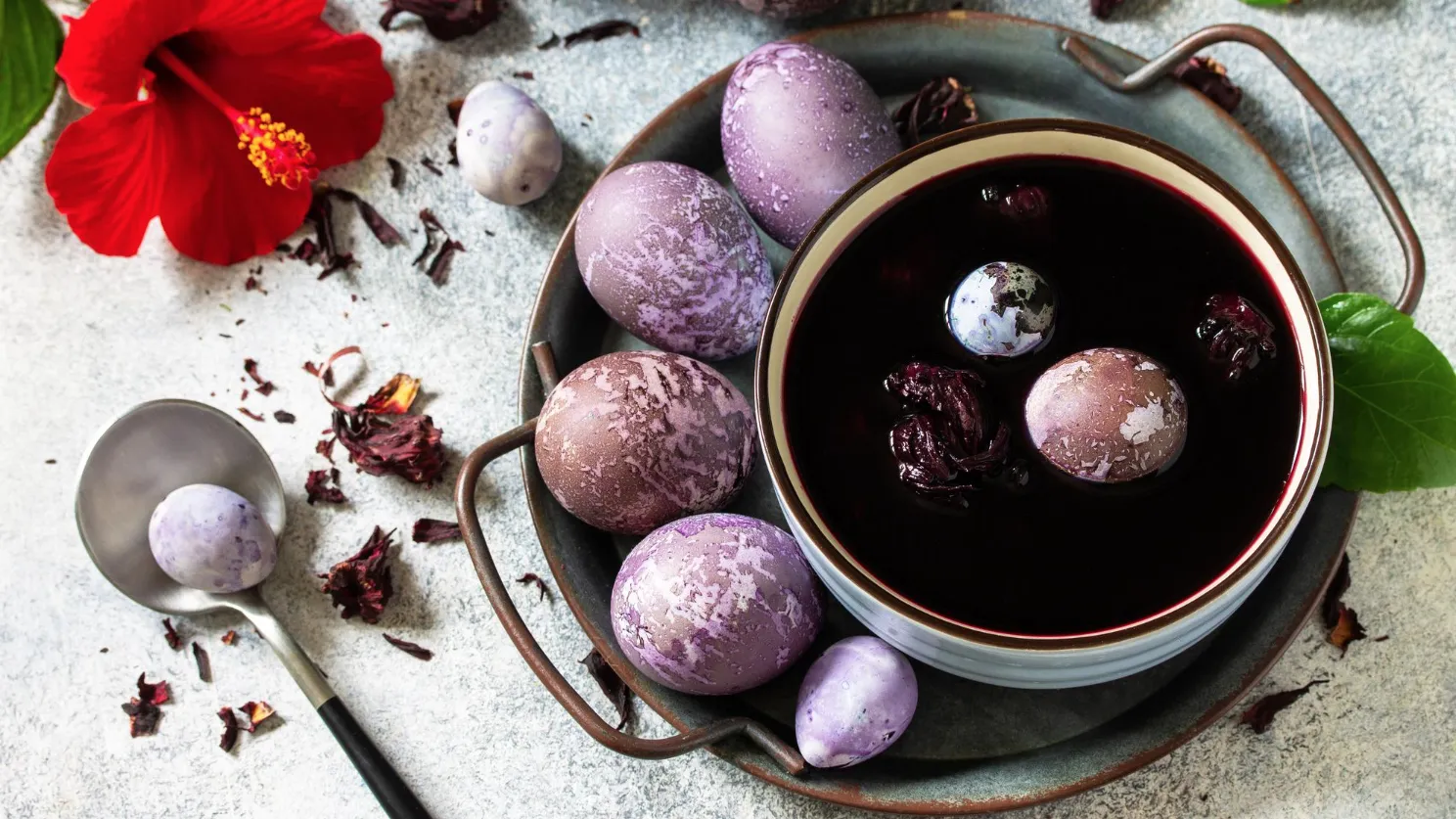 Подача яиц в каркаде