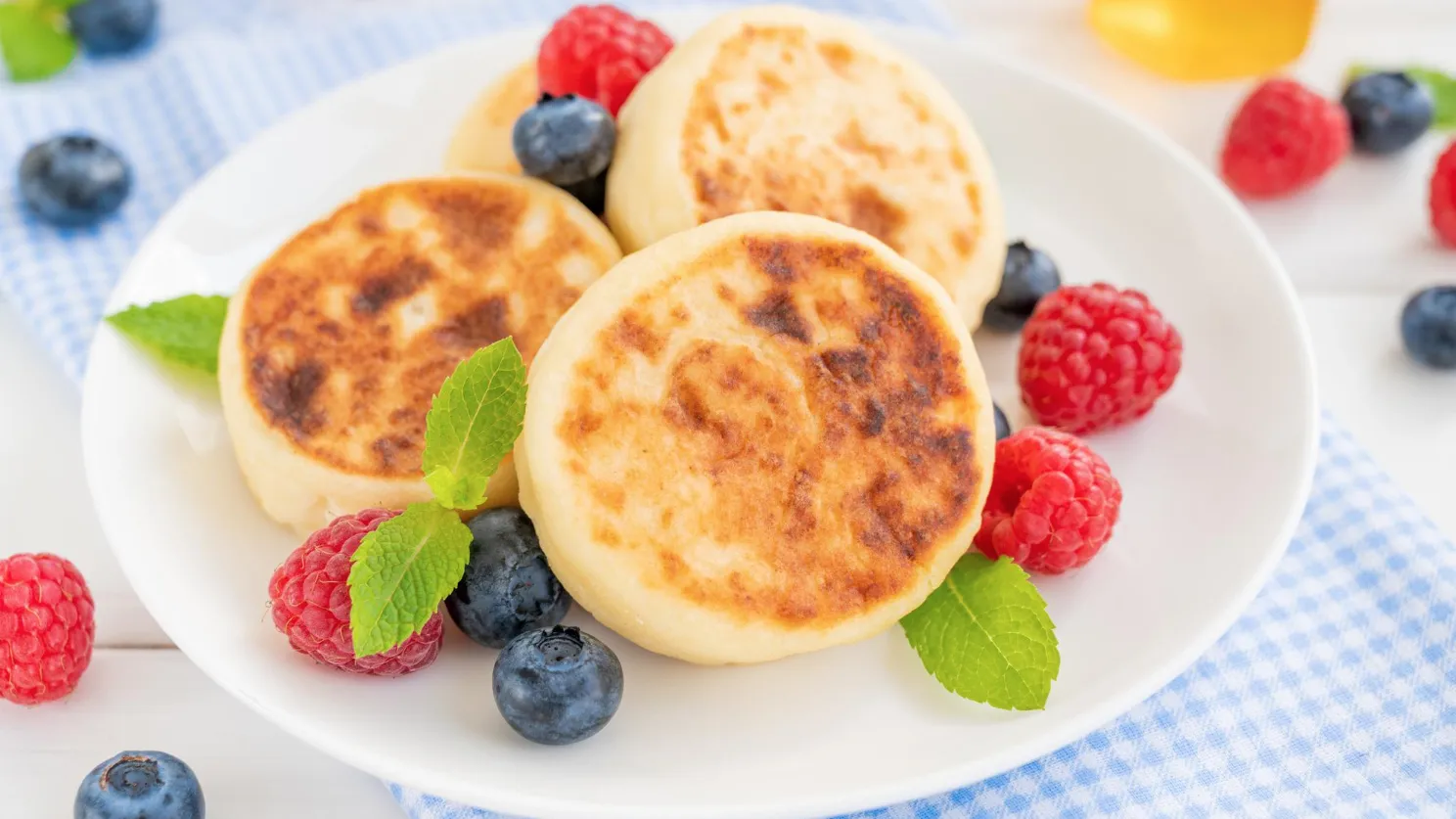 Готовые сырники с манкой