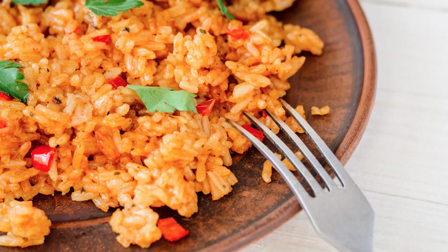 Подача тяхана с курицей